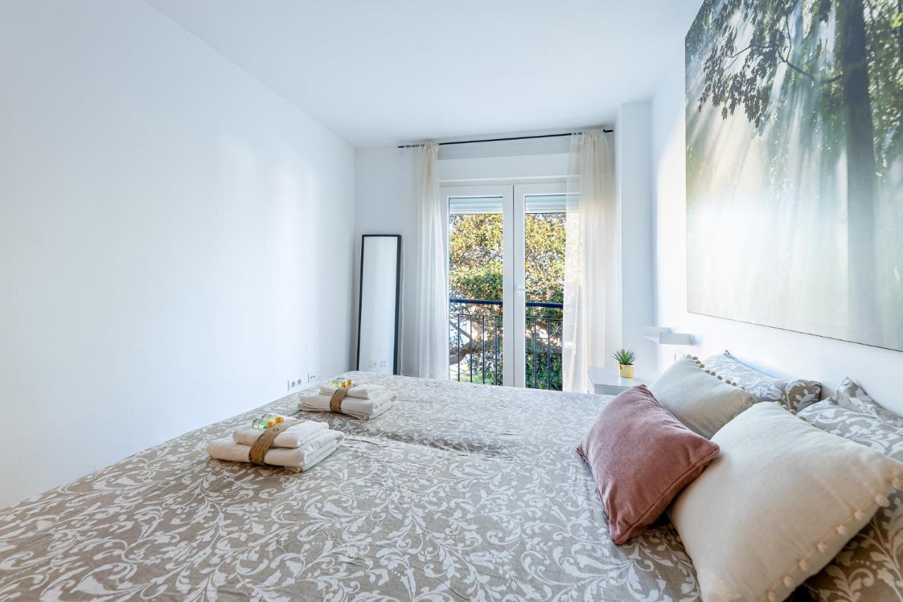 797 Holiday Rentals -Piso Con Terraza Y Vistas En La Nogalera 토레몰리노스 외부 사진