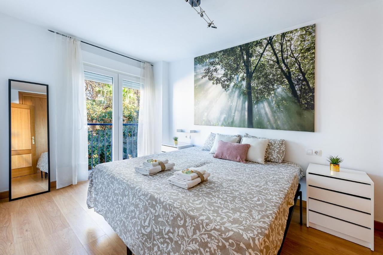 797 Holiday Rentals -Piso Con Terraza Y Vistas En La Nogalera 토레몰리노스 외부 사진