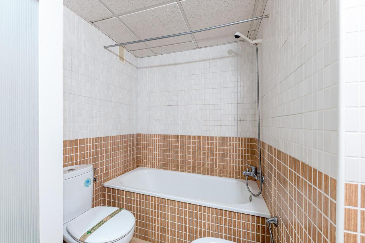 797 Holiday Rentals -Piso Con Terraza Y Vistas En La Nogalera 토레몰리노스 외부 사진
